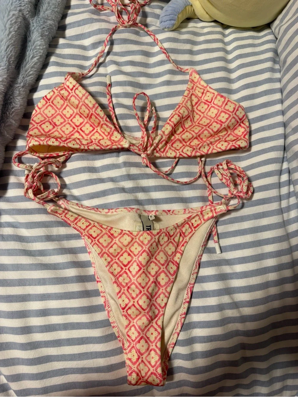 triangl swimwear Pink and Cream Geometric Tie-Strap Bikini